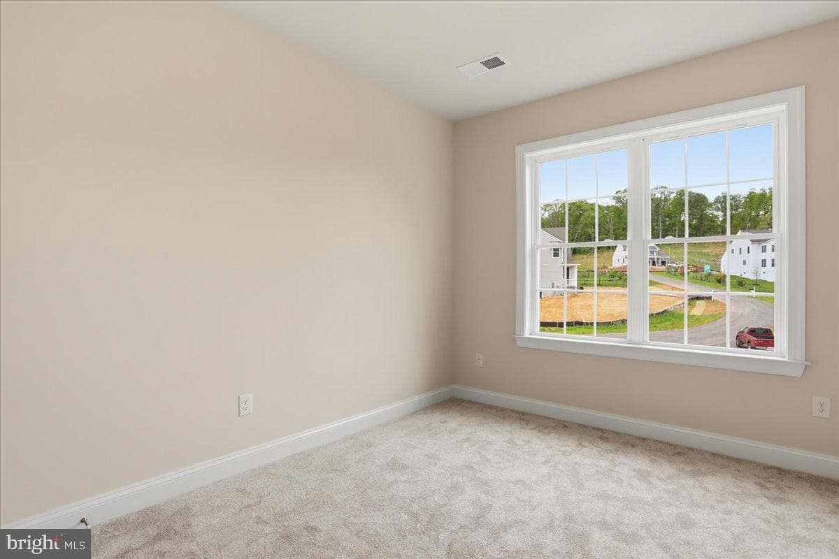 112 Whirlaway Court photo 35