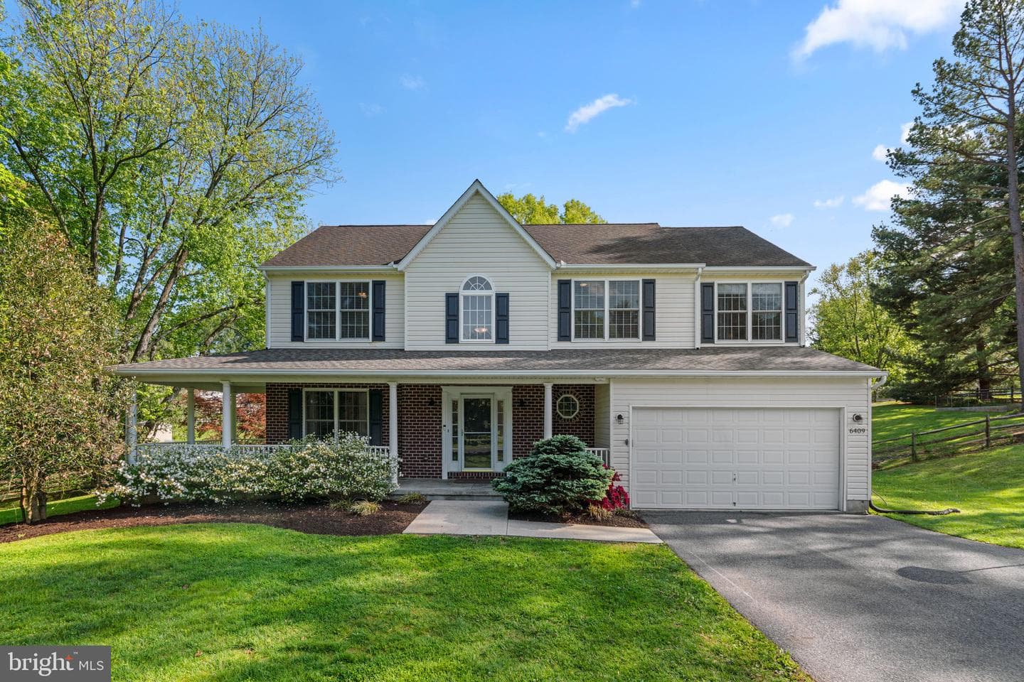 6409 Candlewicke Court