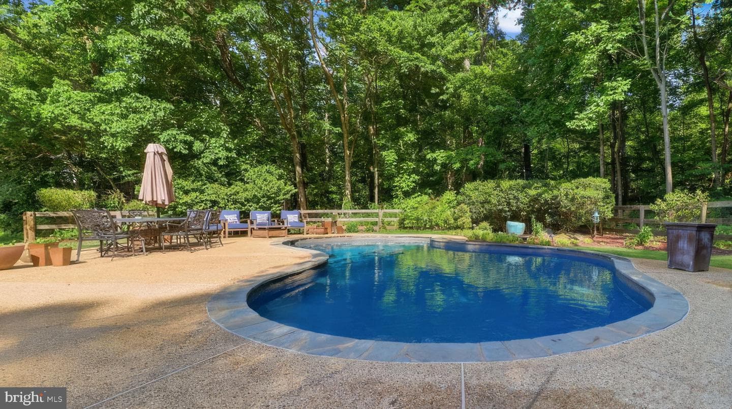 2185 Sams Creek Road photo 37