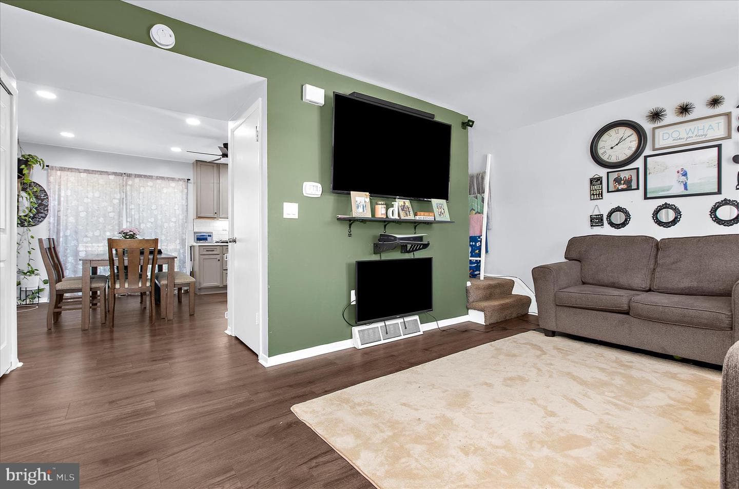 458 Logan Drive photo 5