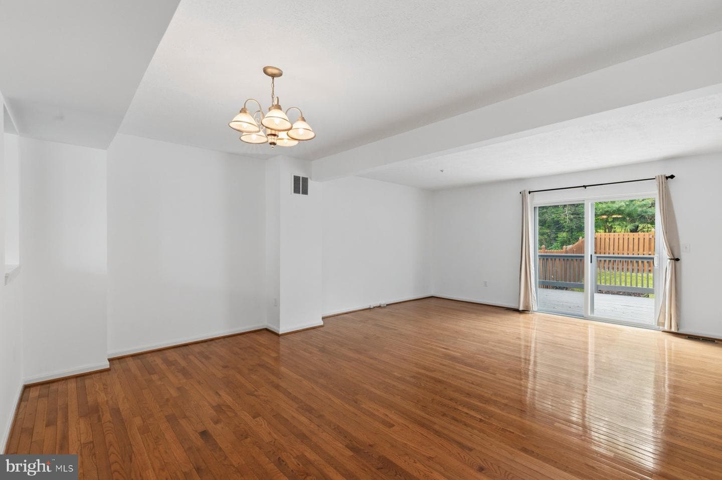 802 Medinah Circle photo 3