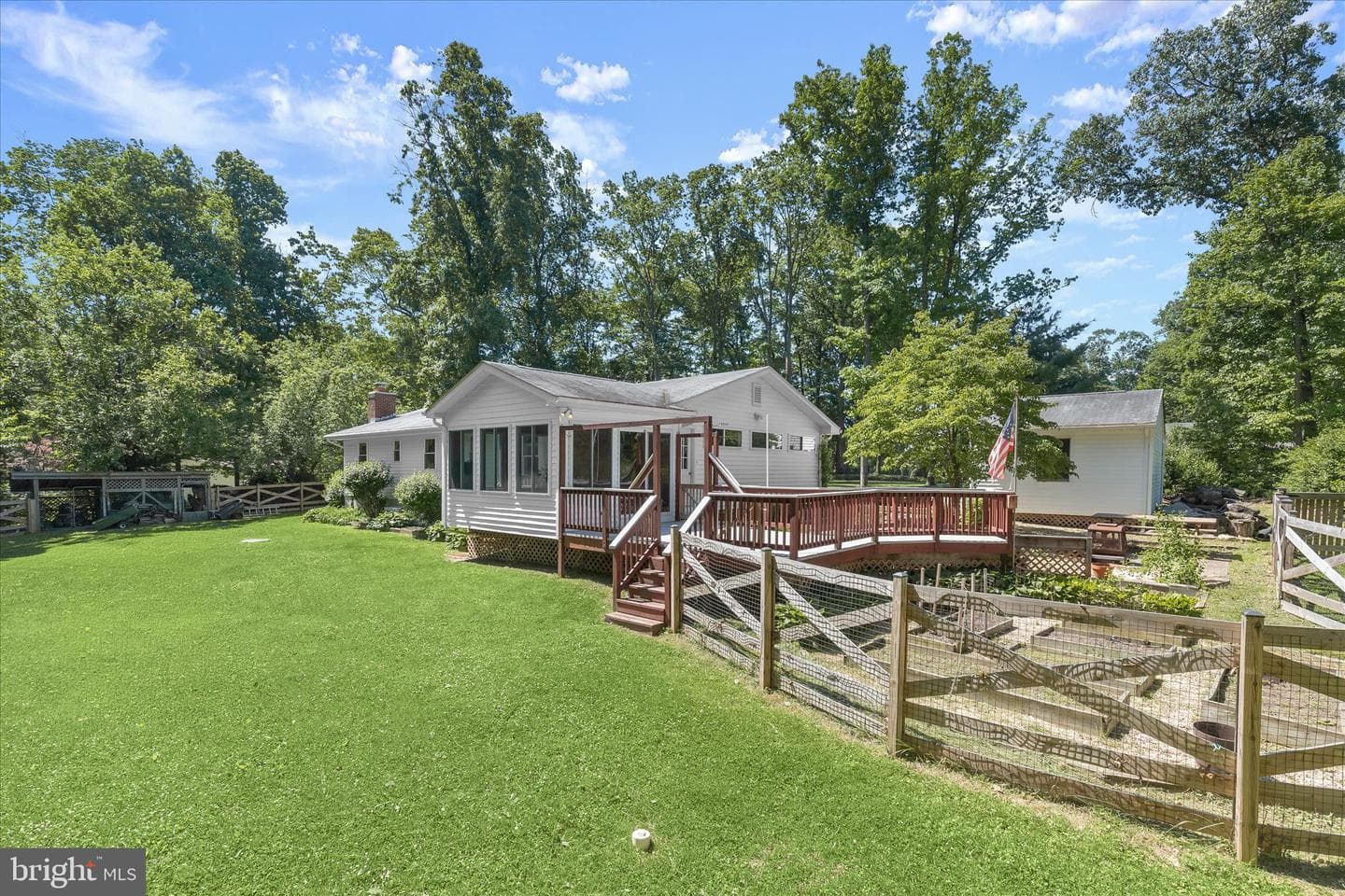 1266 Buckhorn Road photo 2