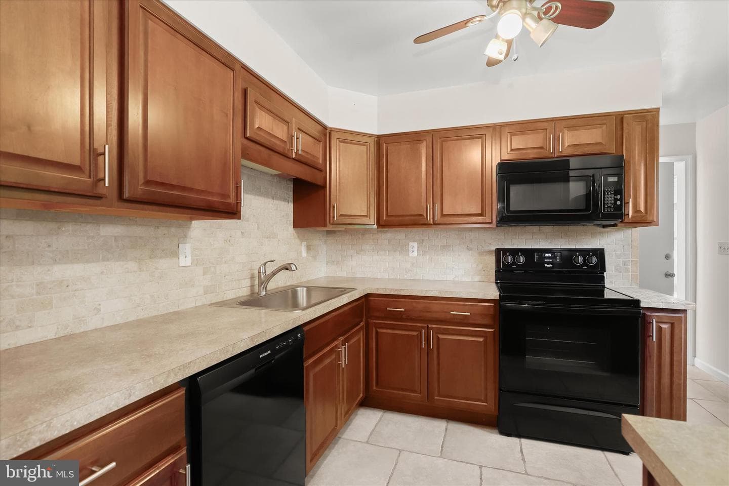 1266 Buckhorn Road photo 5