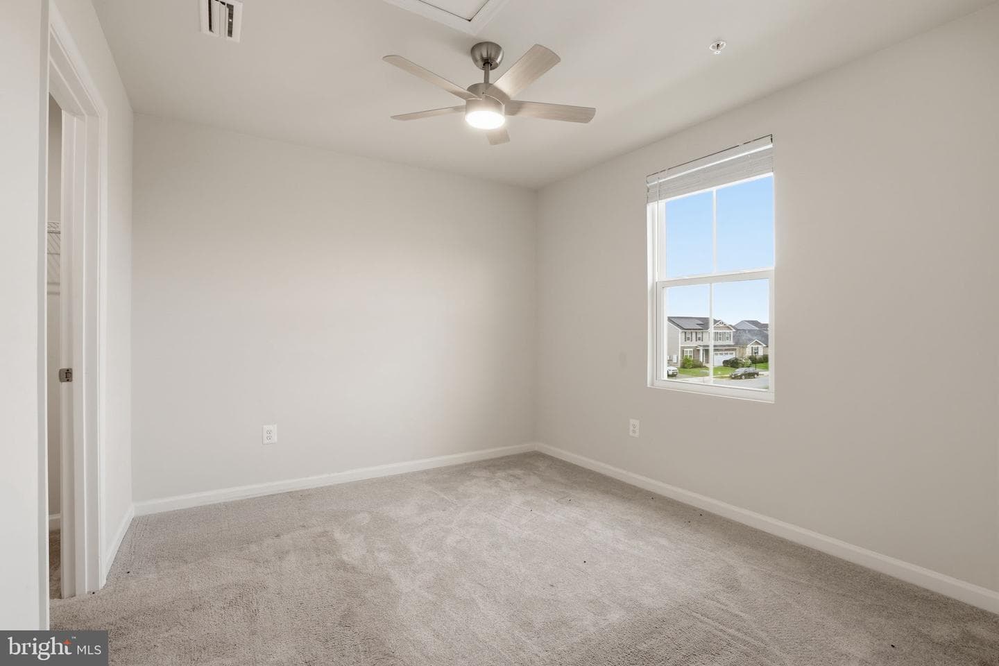 213 Pickett Street photo 28