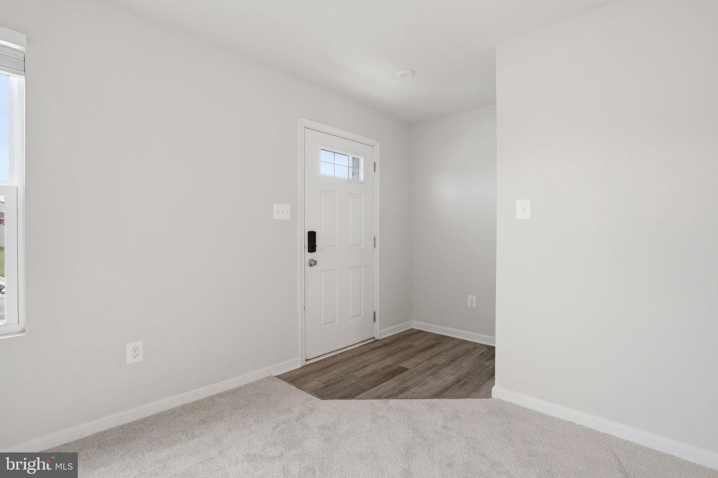 213 Pickett Street photo 6