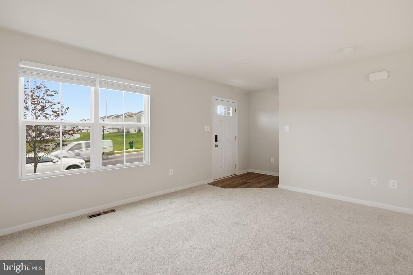 213 Pickett Street photo 7