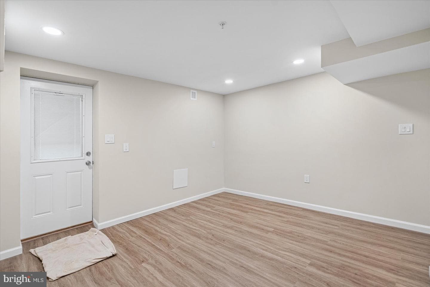 2056 Brown Road photo 28