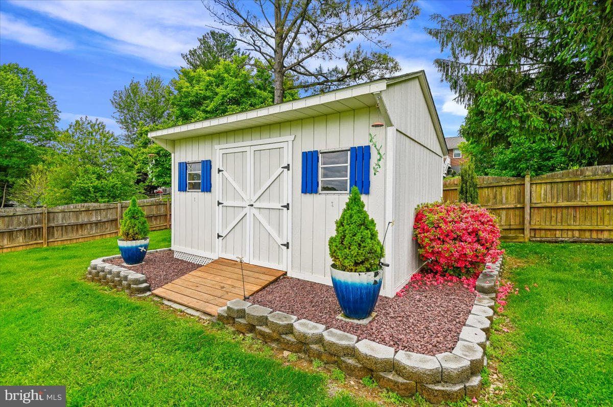 2813 Brougham Court photo 48