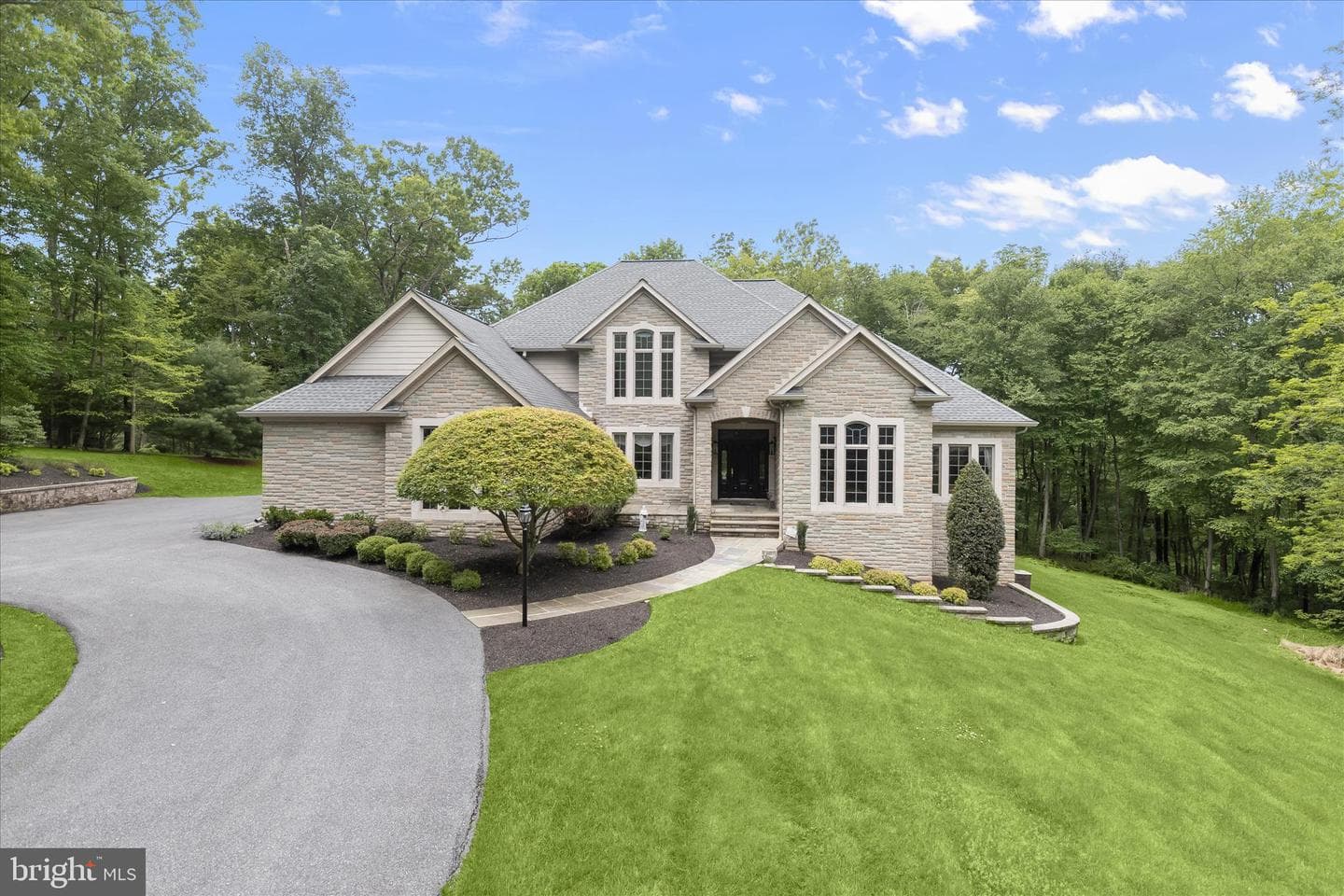 2400 Summerfield Drive, Finksburg