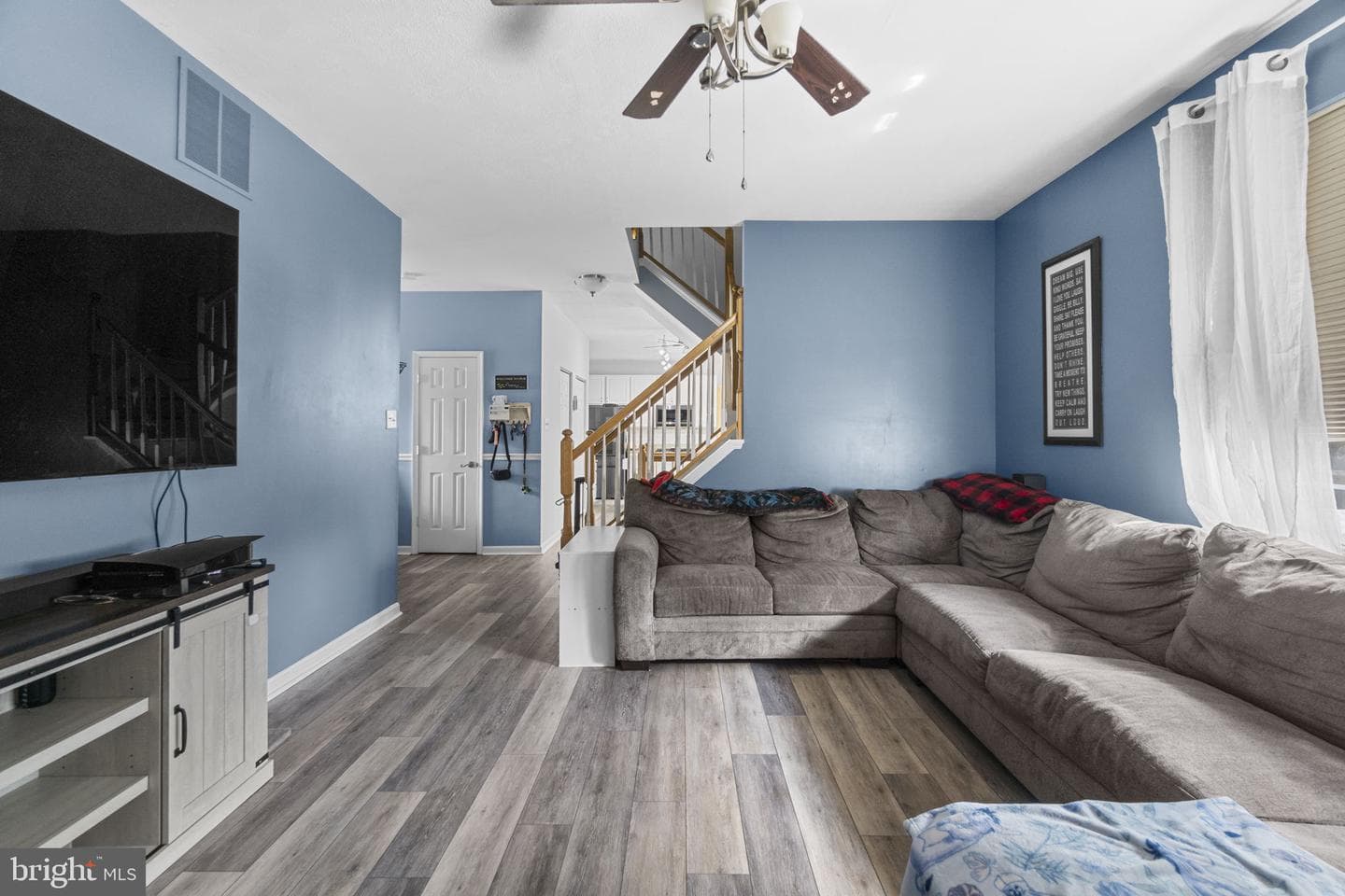 4210 Mead Drive photo 5