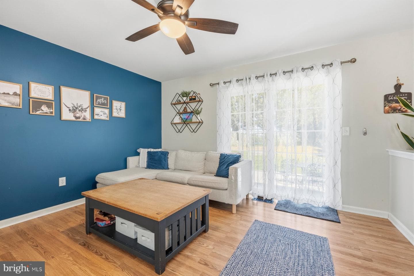 1183 Jo Apter Pl photo 2