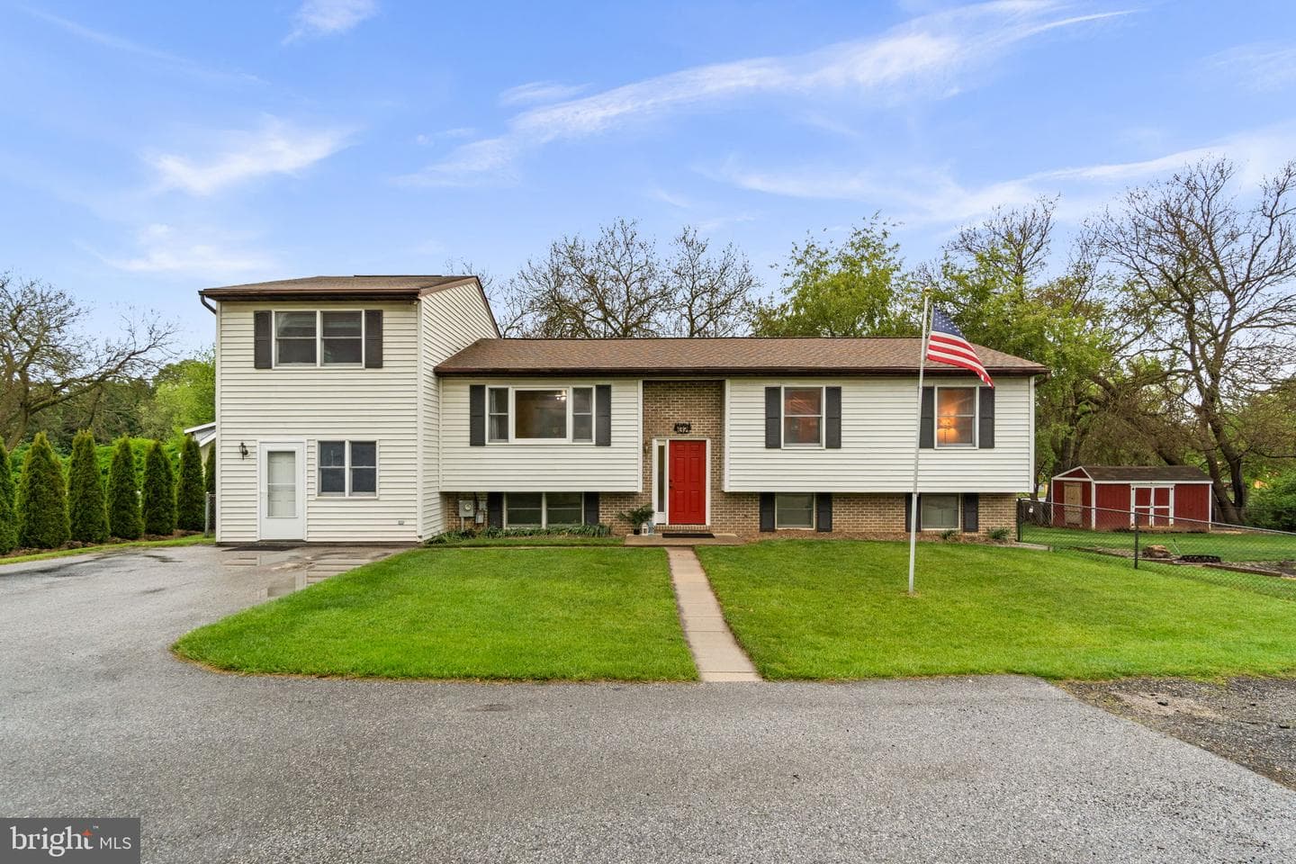 132 Dunrovin Avenue, Westminster