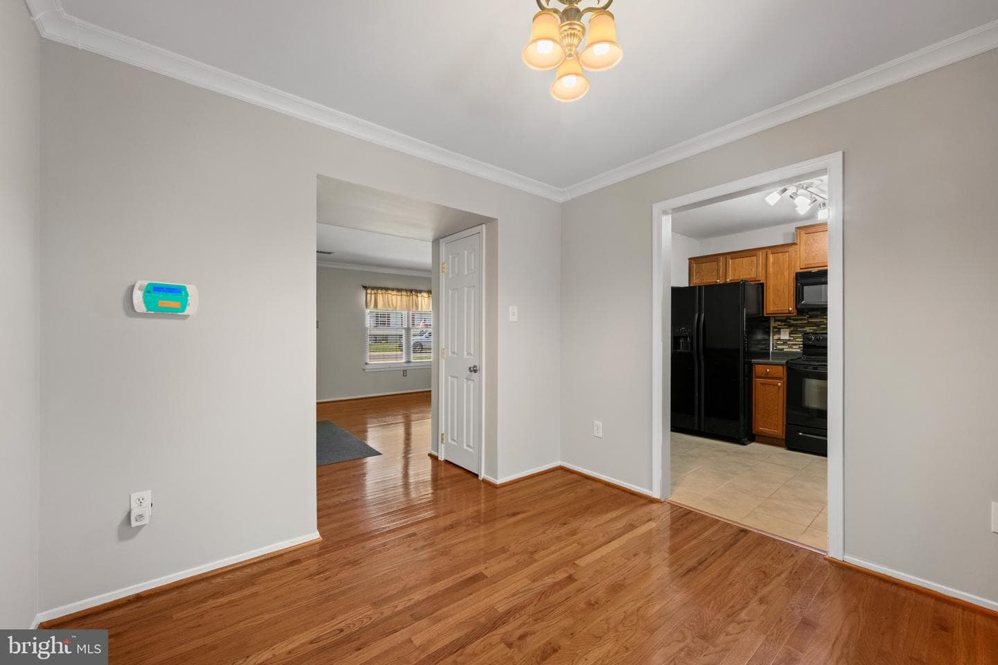 7543 Braemar Court photo 10