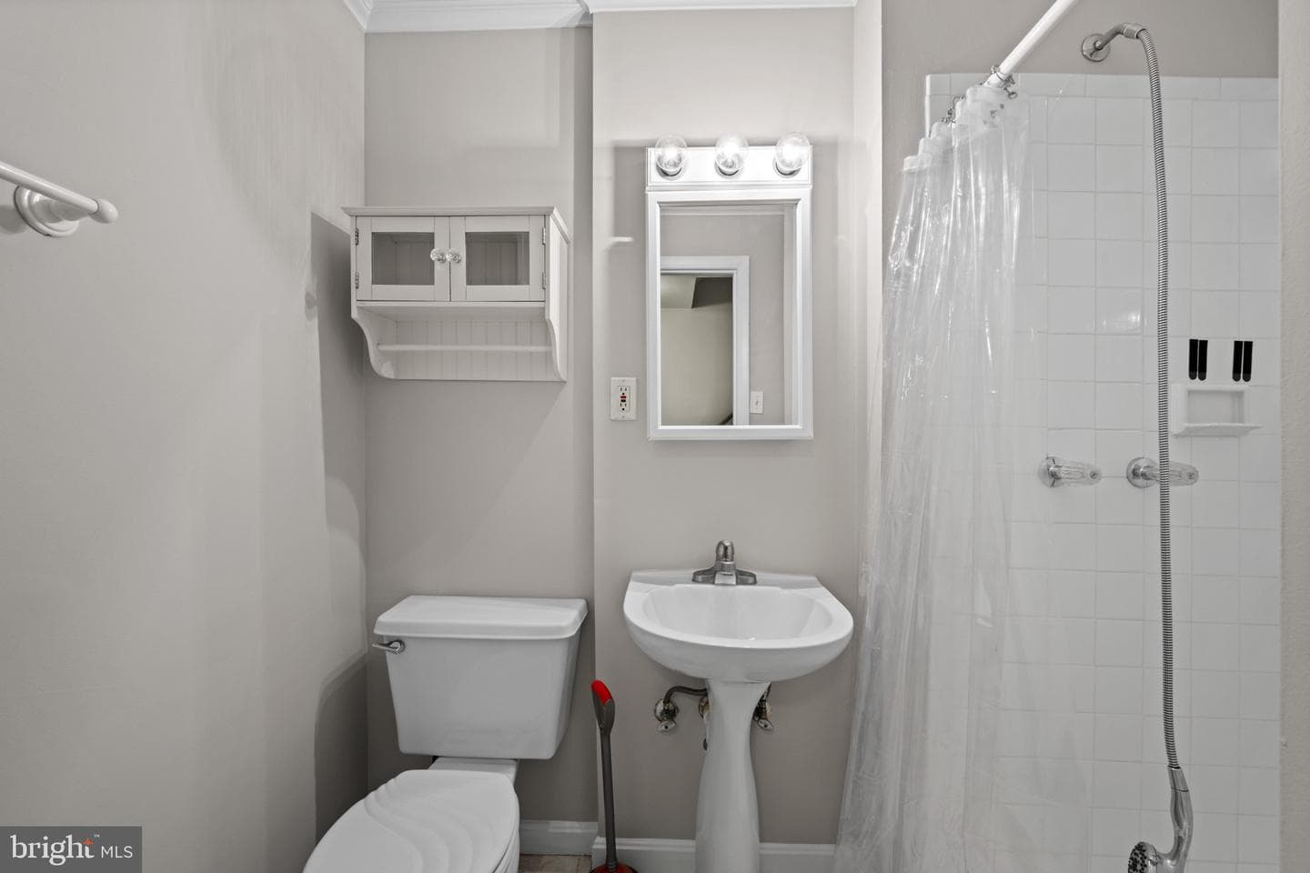 7543 Braemar Court photo 22