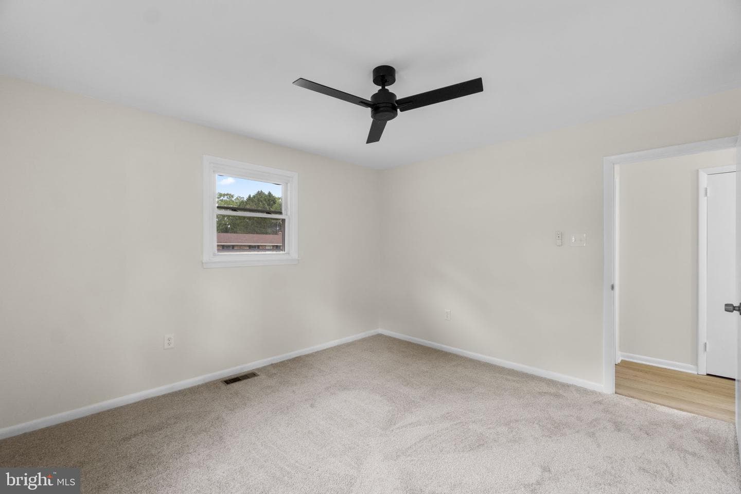 1519 Woodridge Lane photo 33