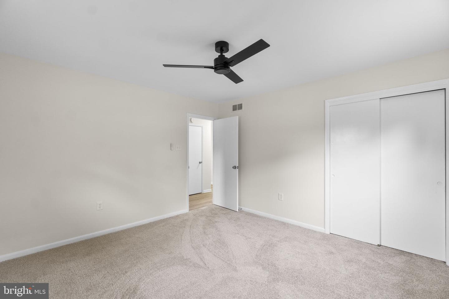1519 Woodridge Lane photo 34