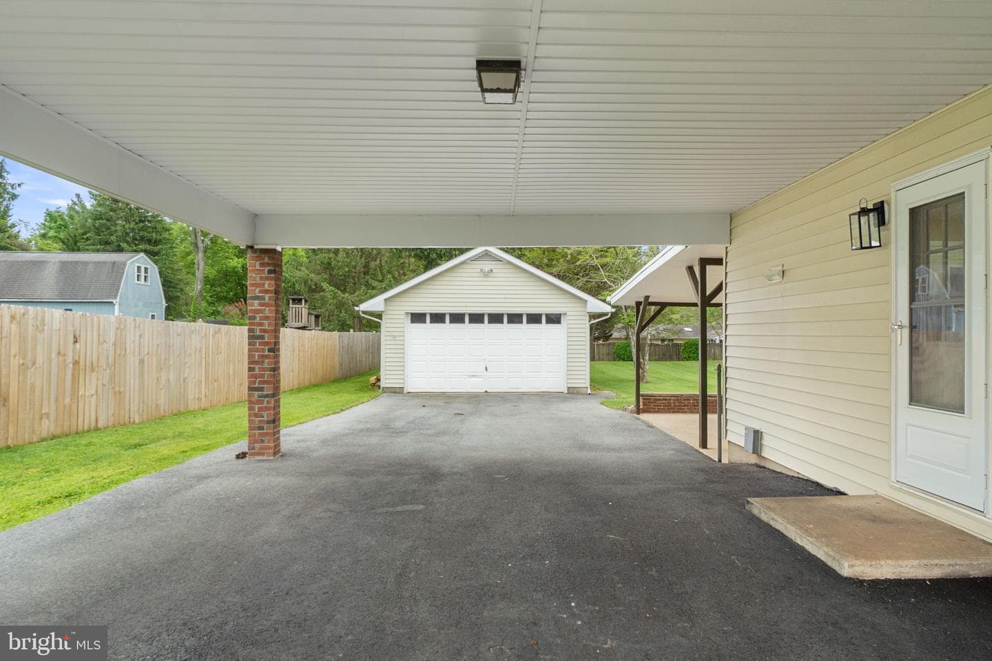 1519 Woodridge Lane photo 46