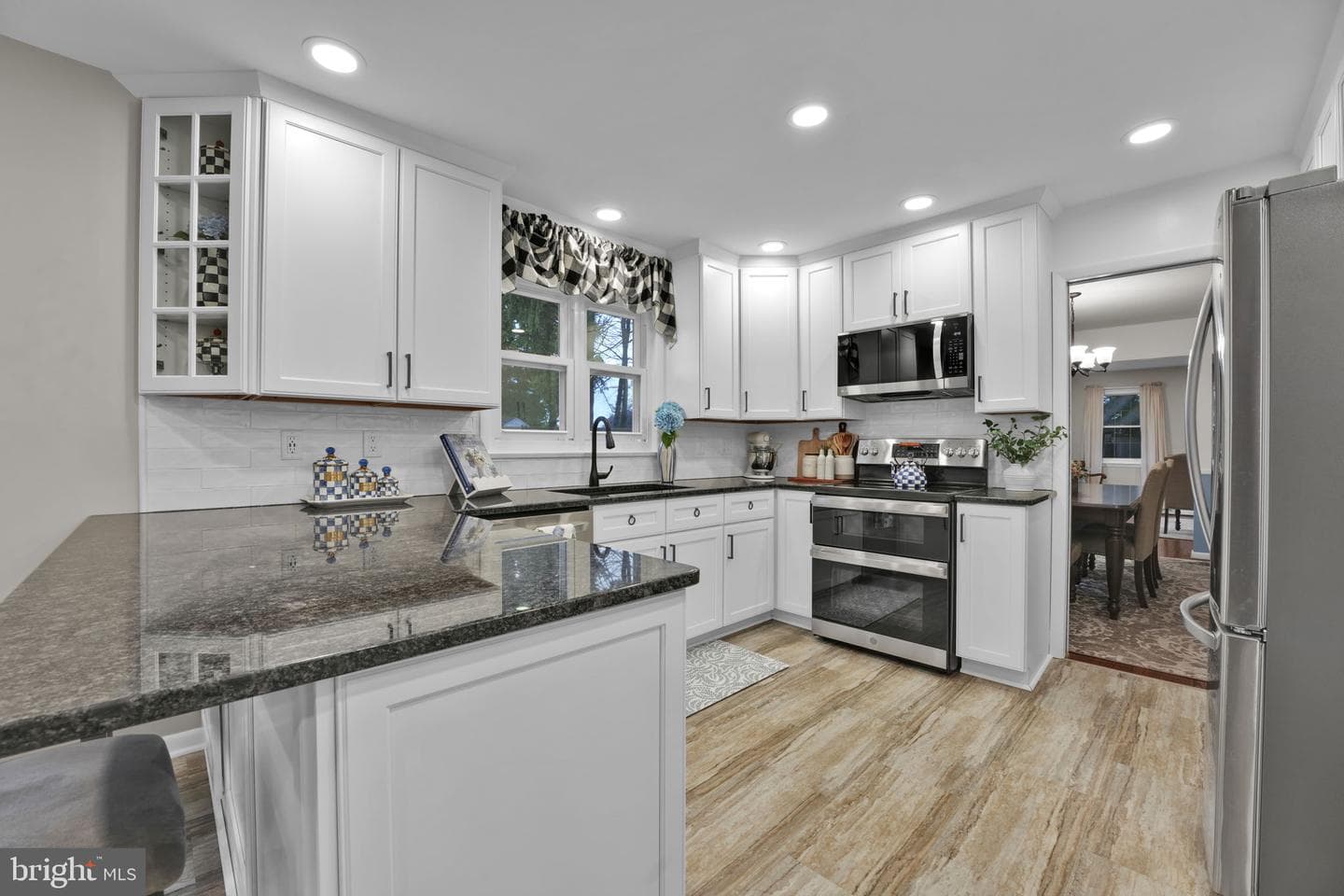 1812 Miller Drive photo 17