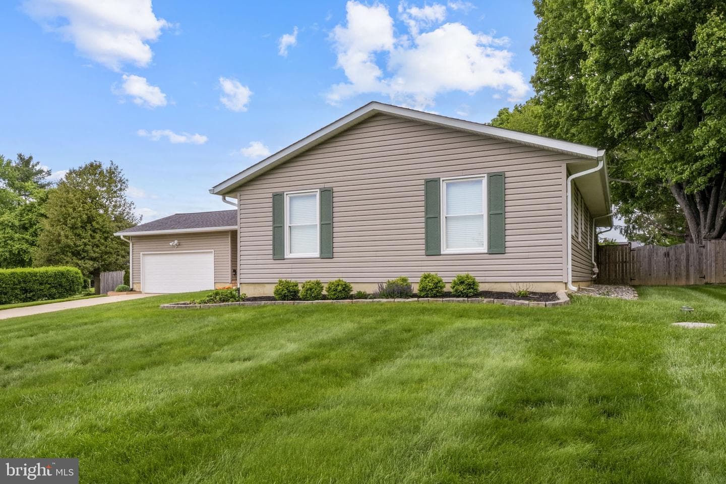1812 Miller Drive photo 61
