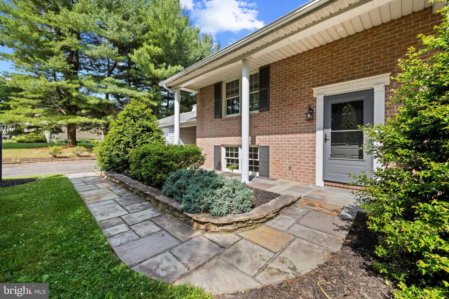 3410 Buttonwood Court photo 3