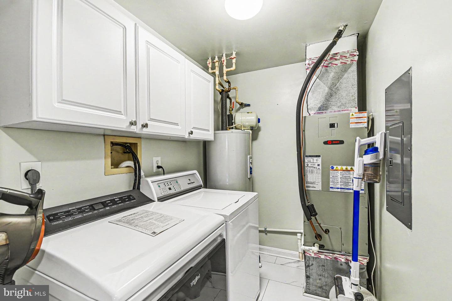 3810 Sunnyfield Court #1b photo 23
