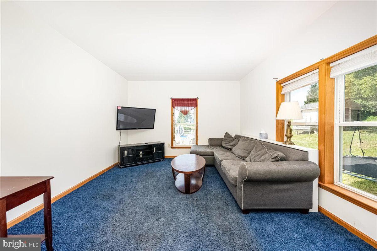 2402 Windisch Drive photo 17