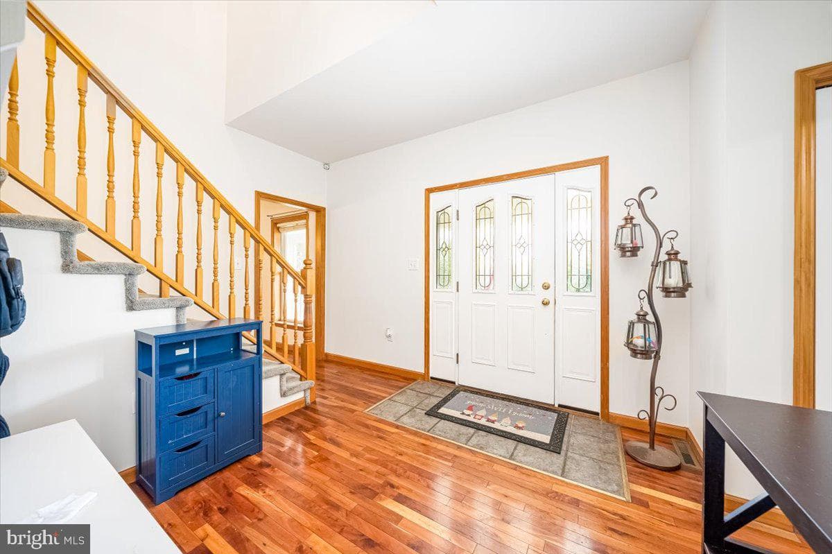 2402 Windisch Drive photo 4