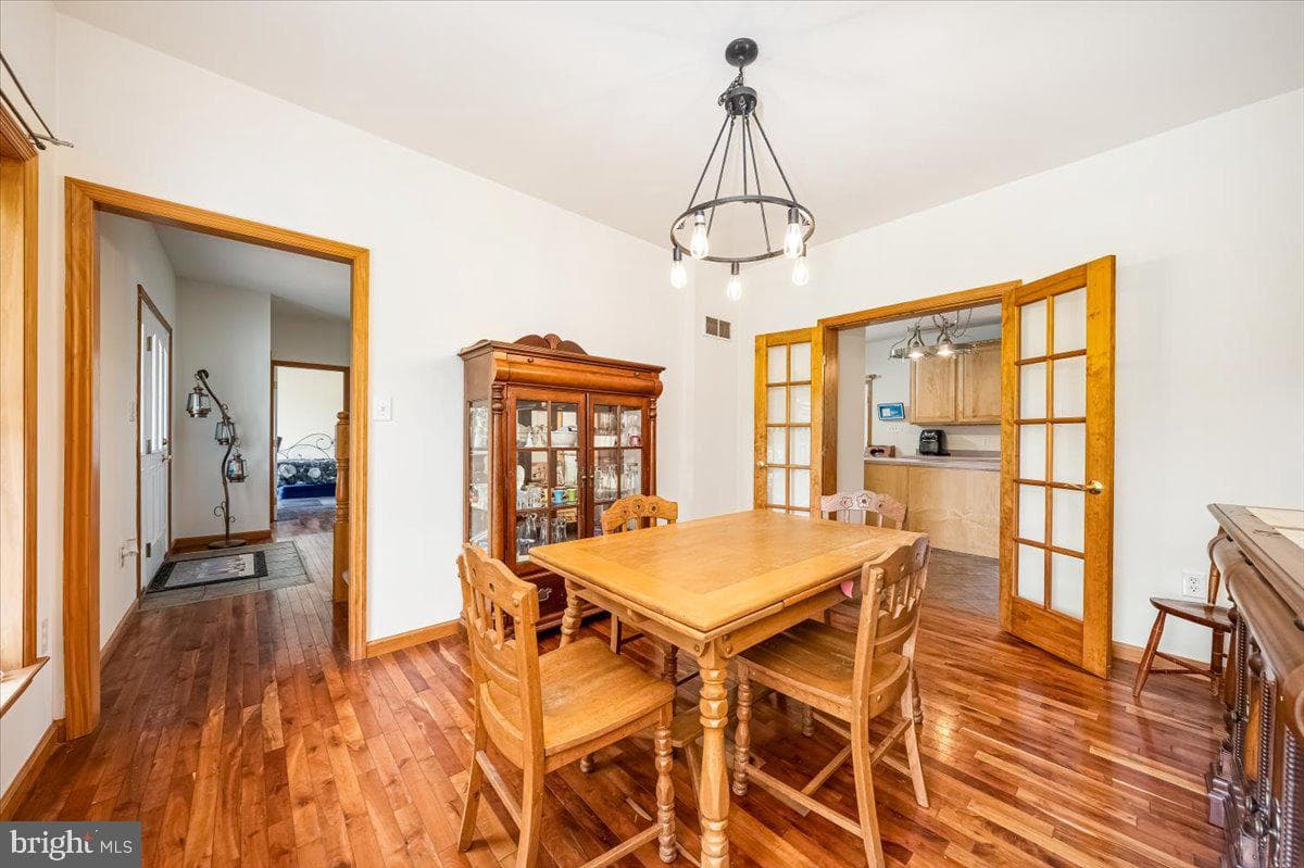 2402 Windisch Drive photo 8
