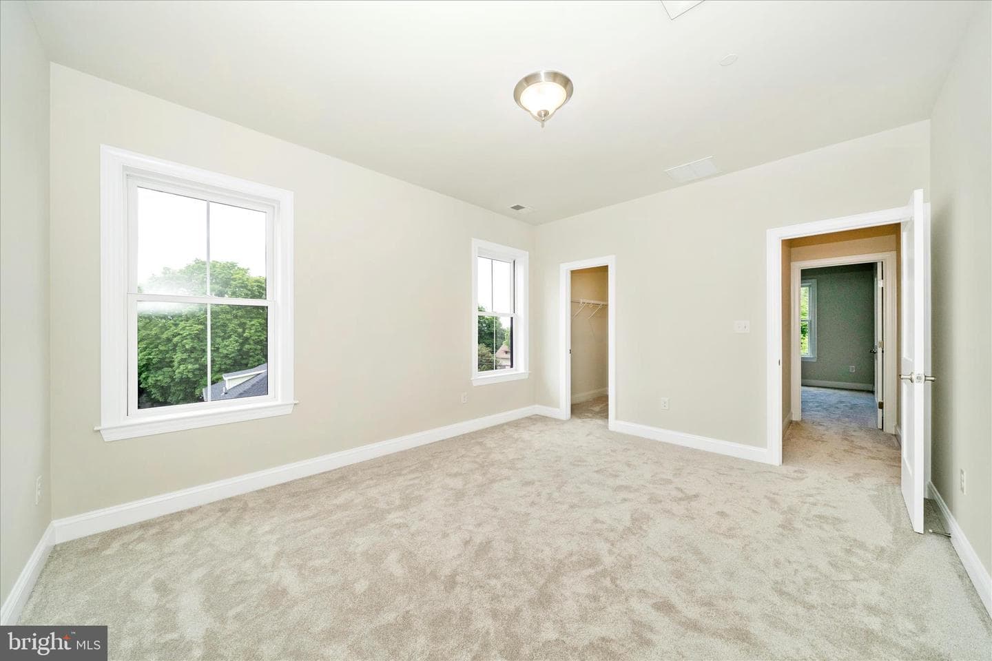 7349 2nd Avenue photo 27