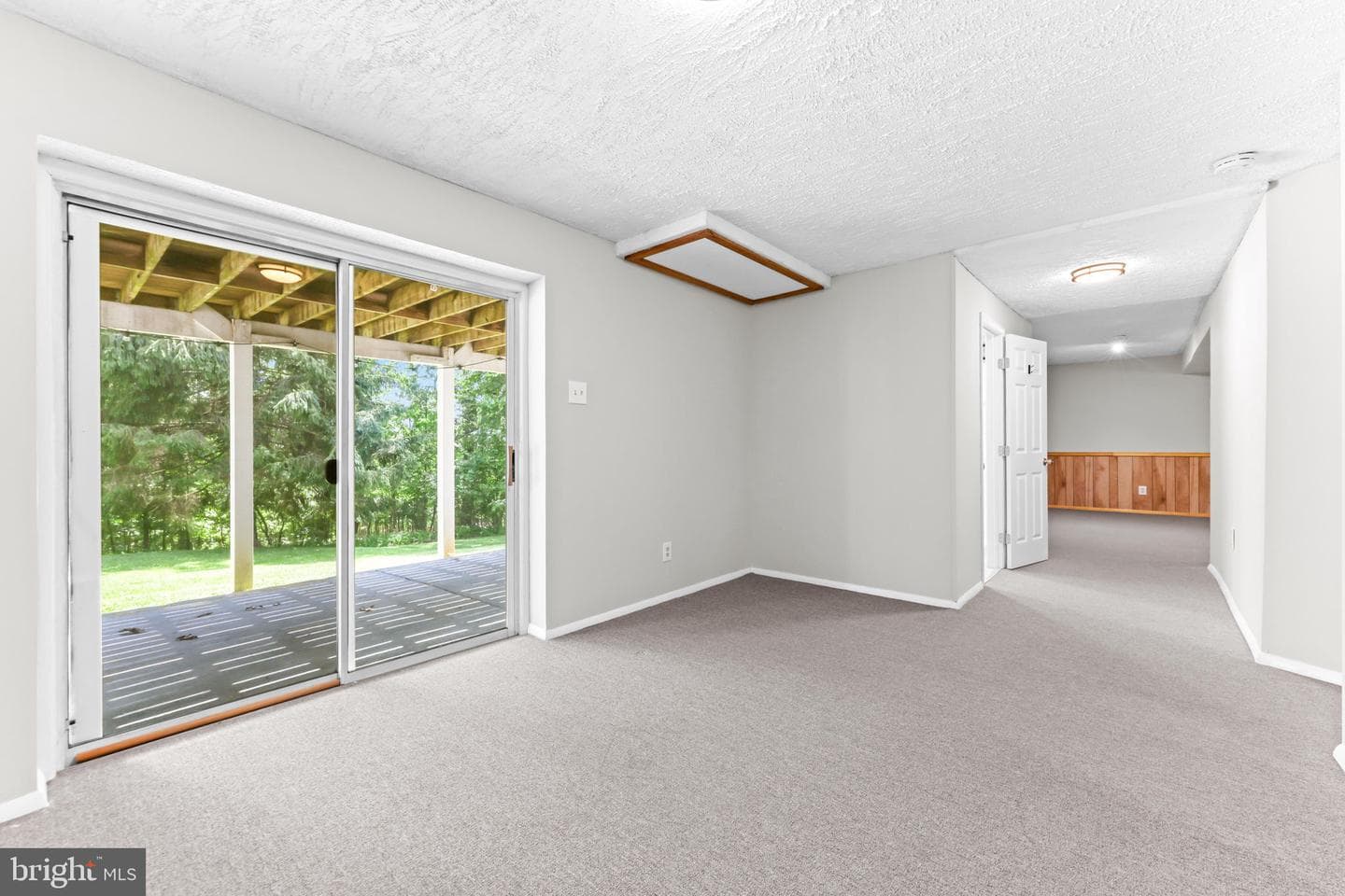 2105 Walsh Drive photo 32