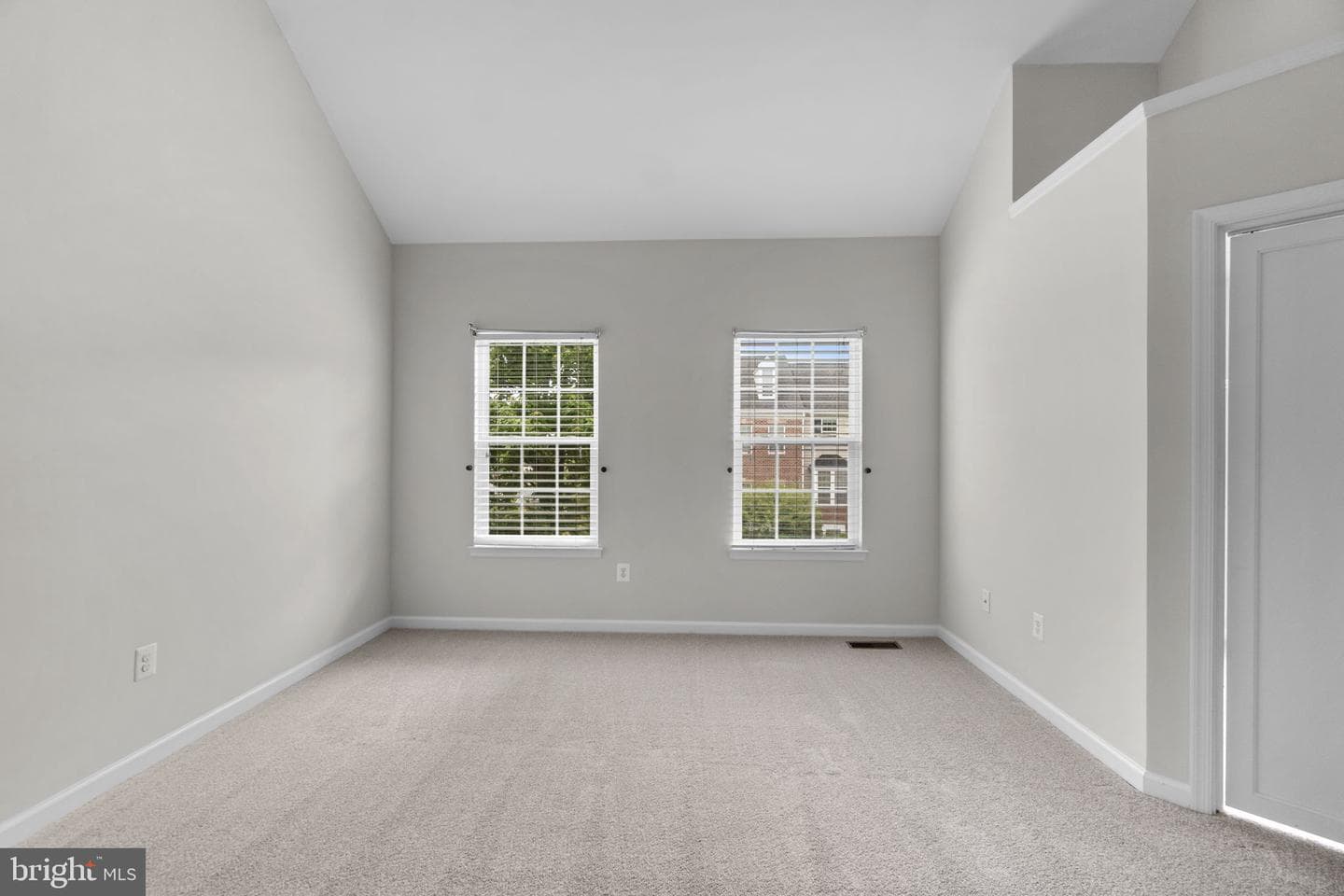 7563 Willow Bottom Road photo 28