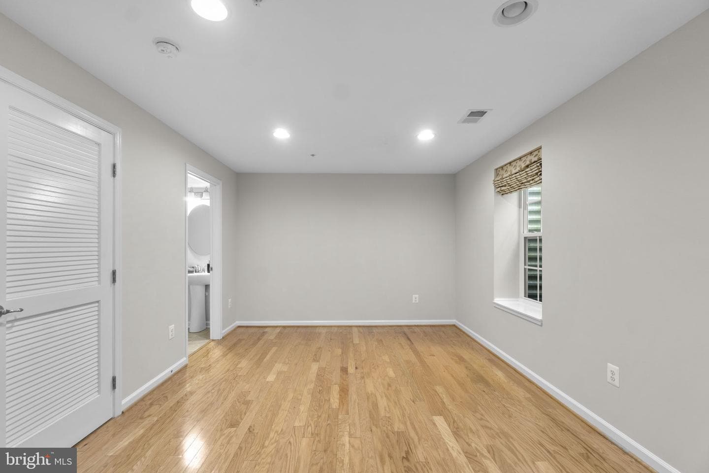 7563 Willow Bottom Road photo 37
