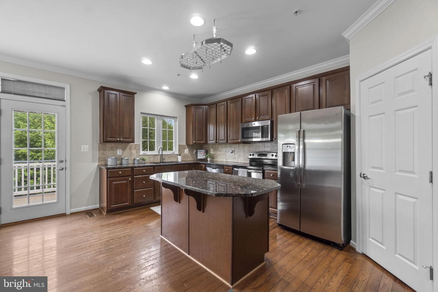 7563 Willow Bottom Road photo 6