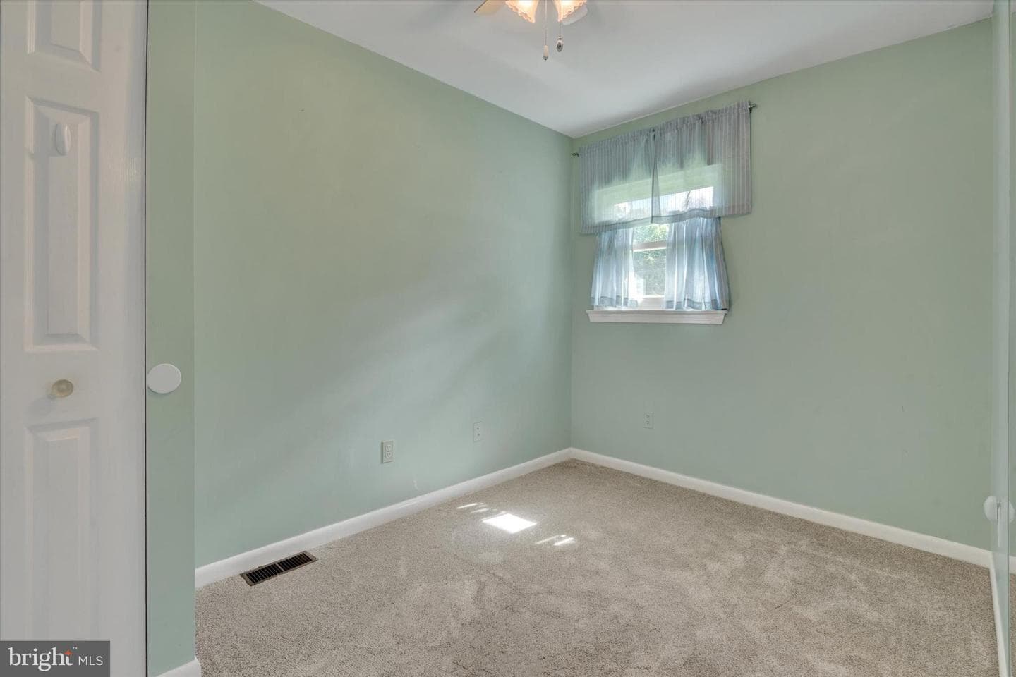 2926 Warehime Road photo 12