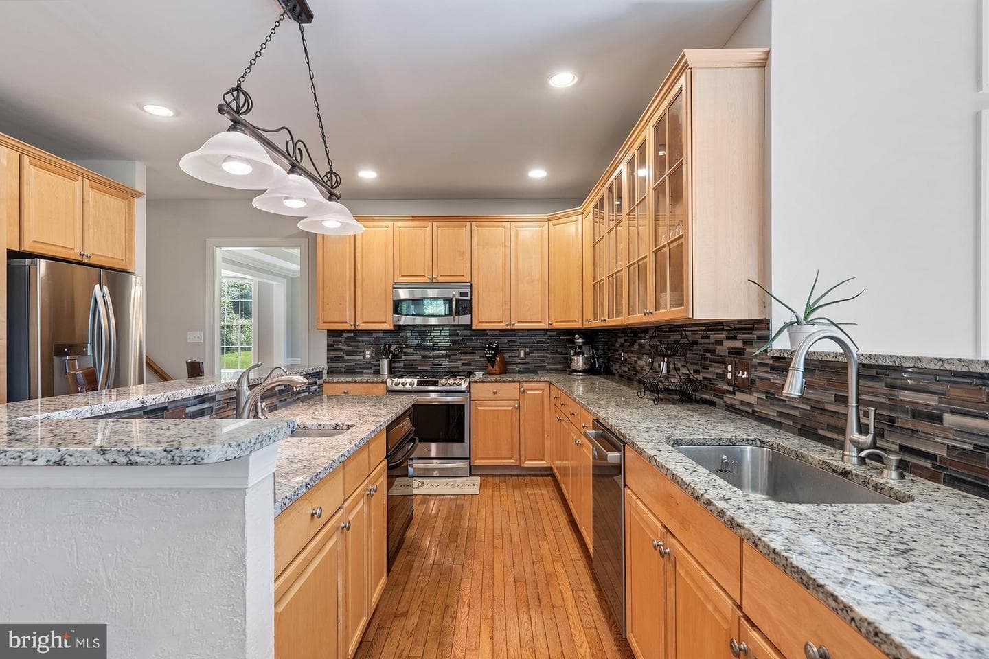 1650 Village Green Drive photo 12
