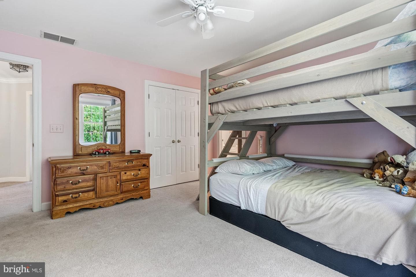1650 Village Green Drive photo 25