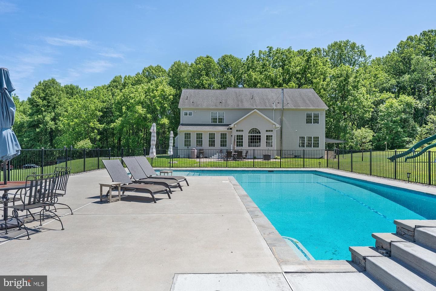 1650 Village Green Drive photo 41