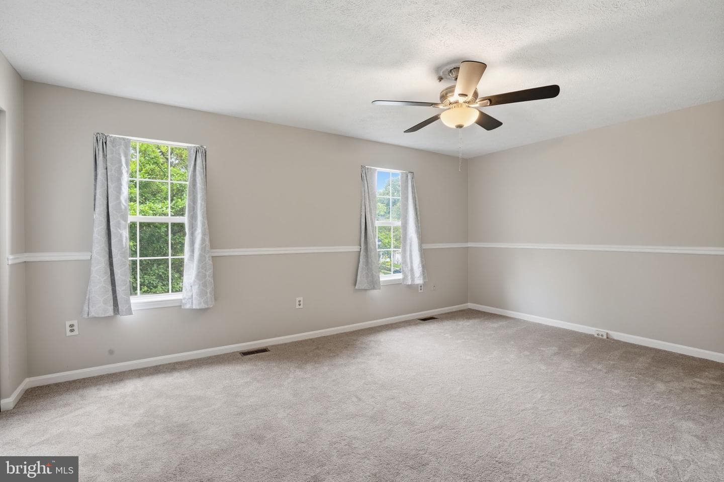 847 Medinah Circle photo 11