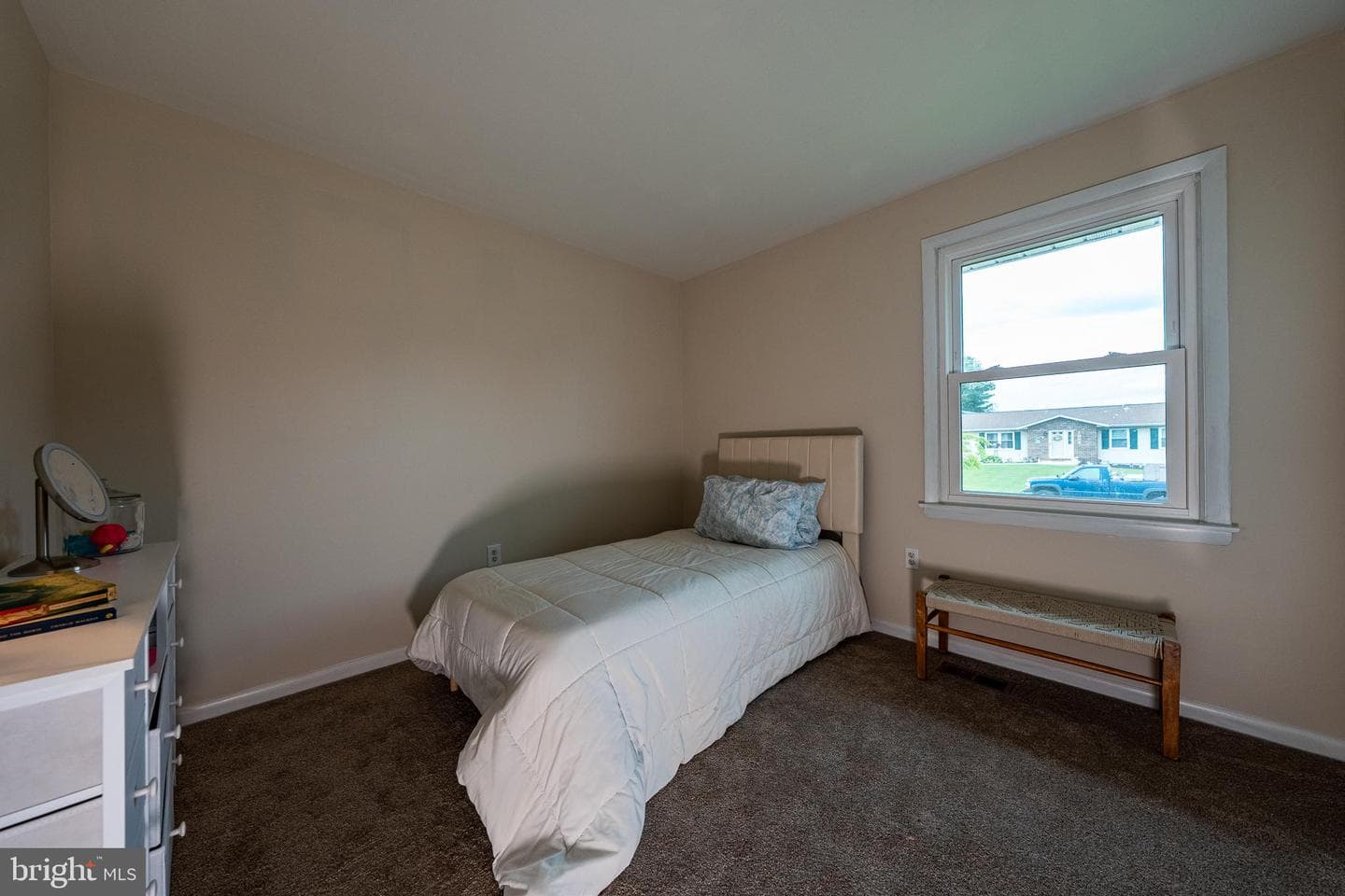 1005 Caren Drive photo 15
