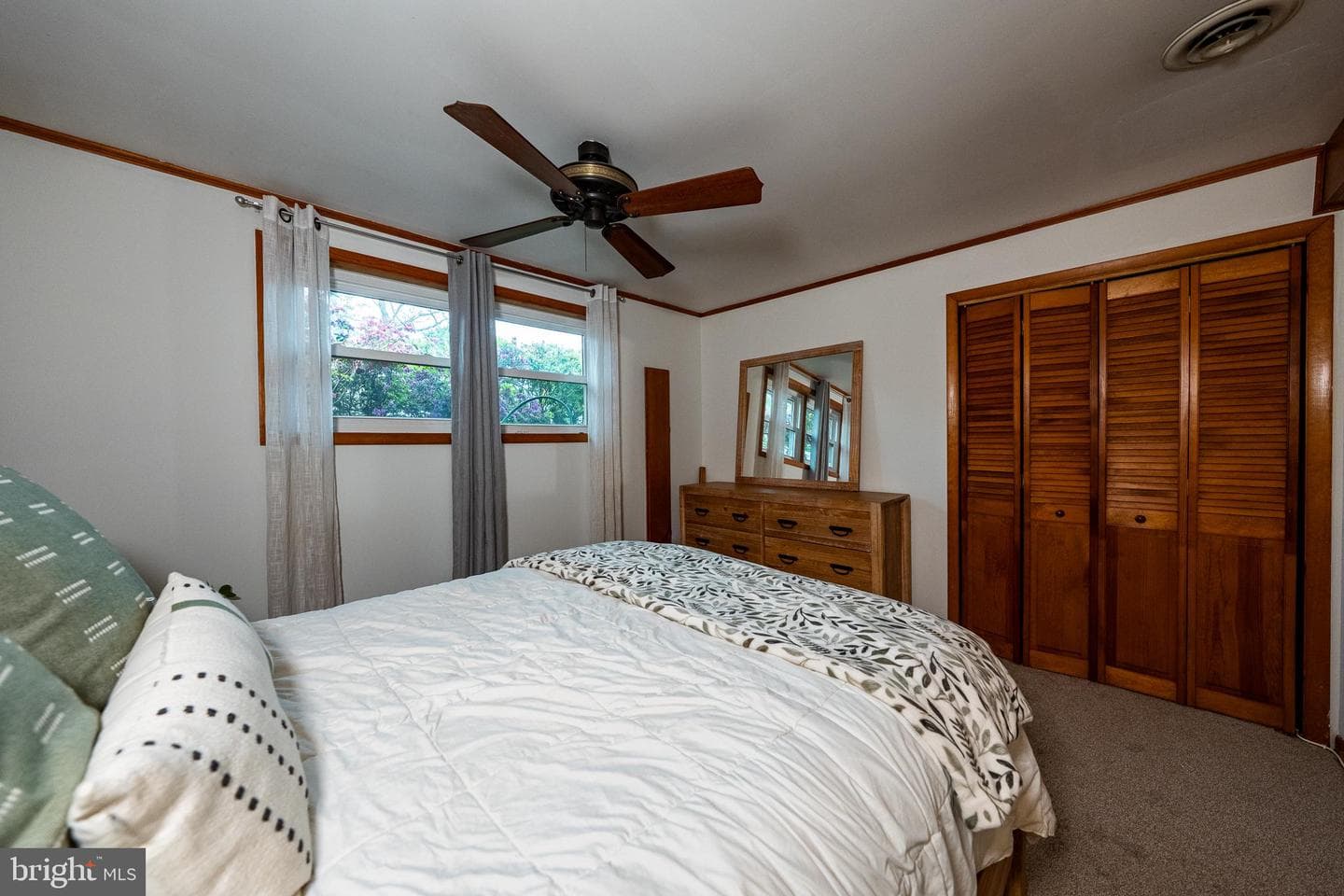 1005 Caren Drive photo 30