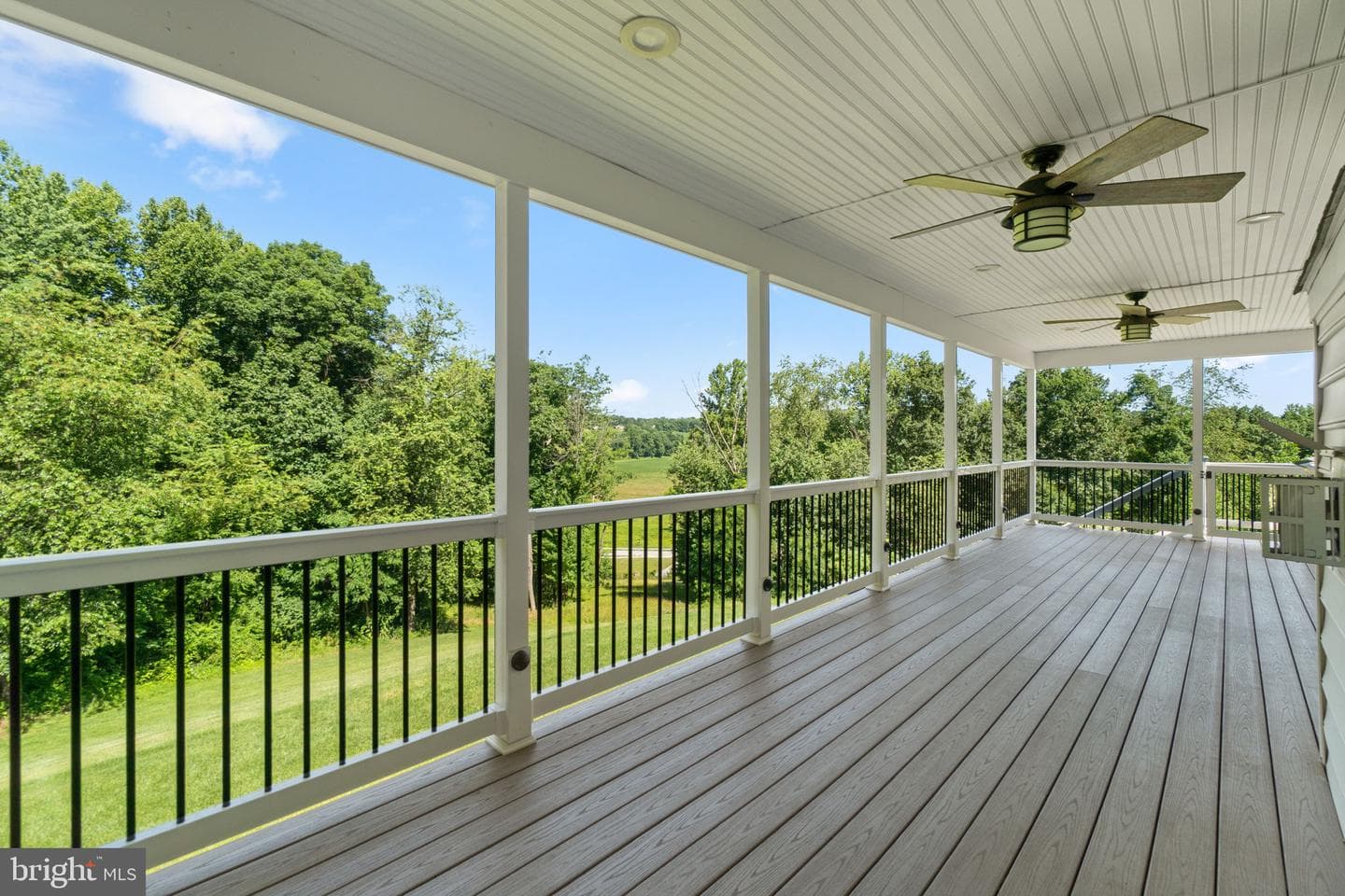 696 Wilford Court photo 21