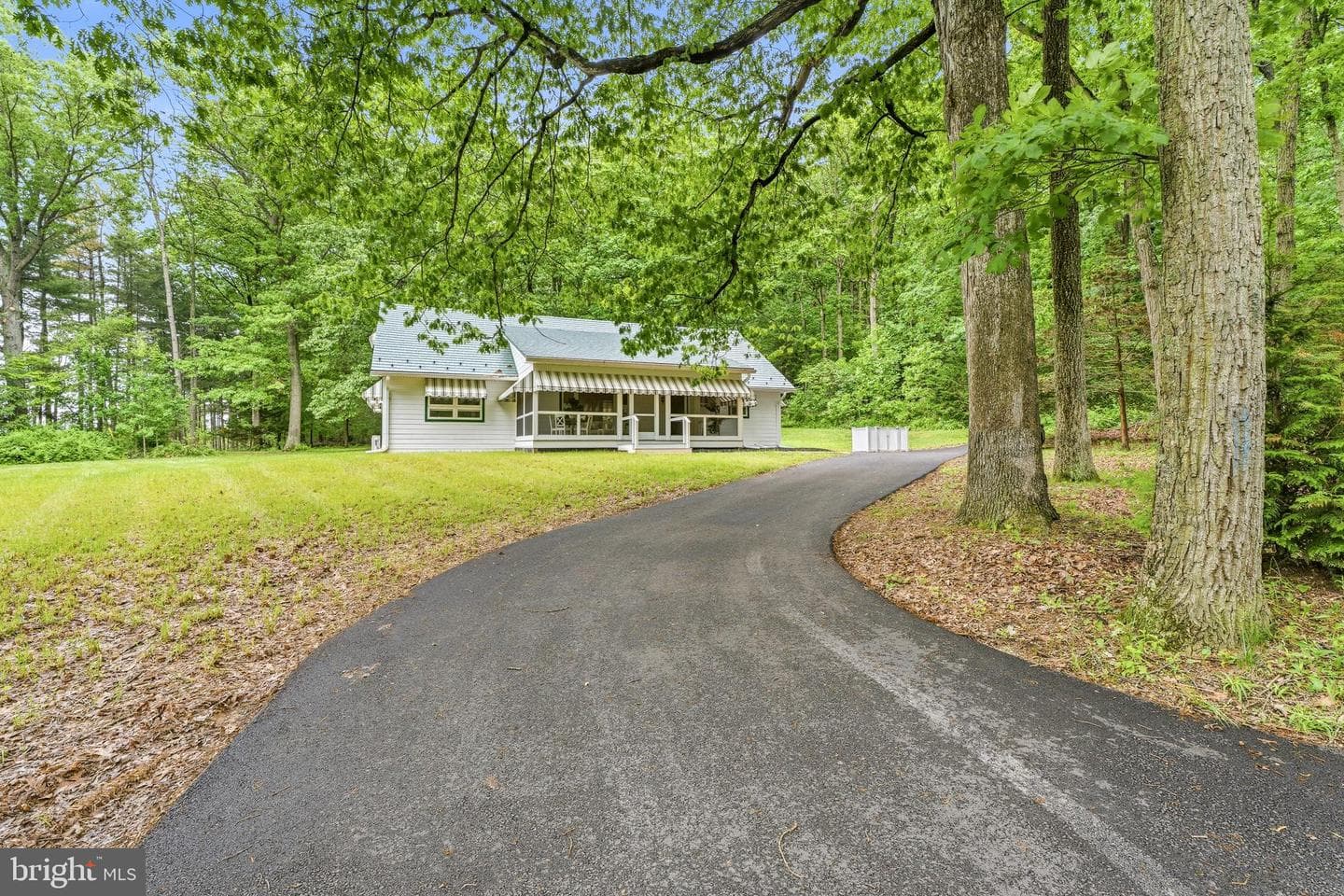 2425 Albert Rill Road, Hampstead