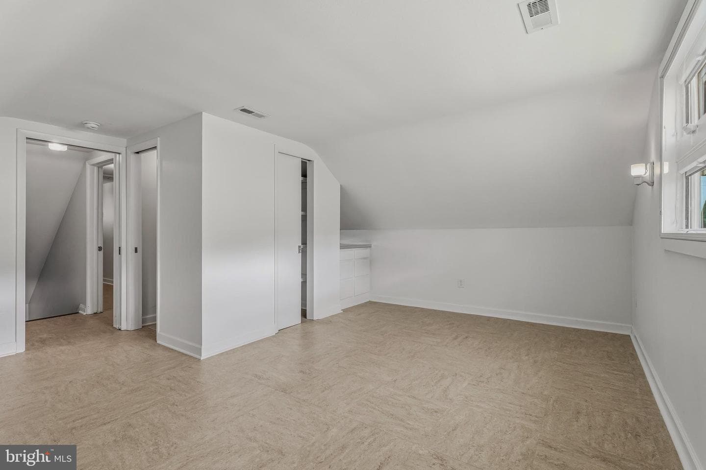 2425 Albert Rill Road photo 32