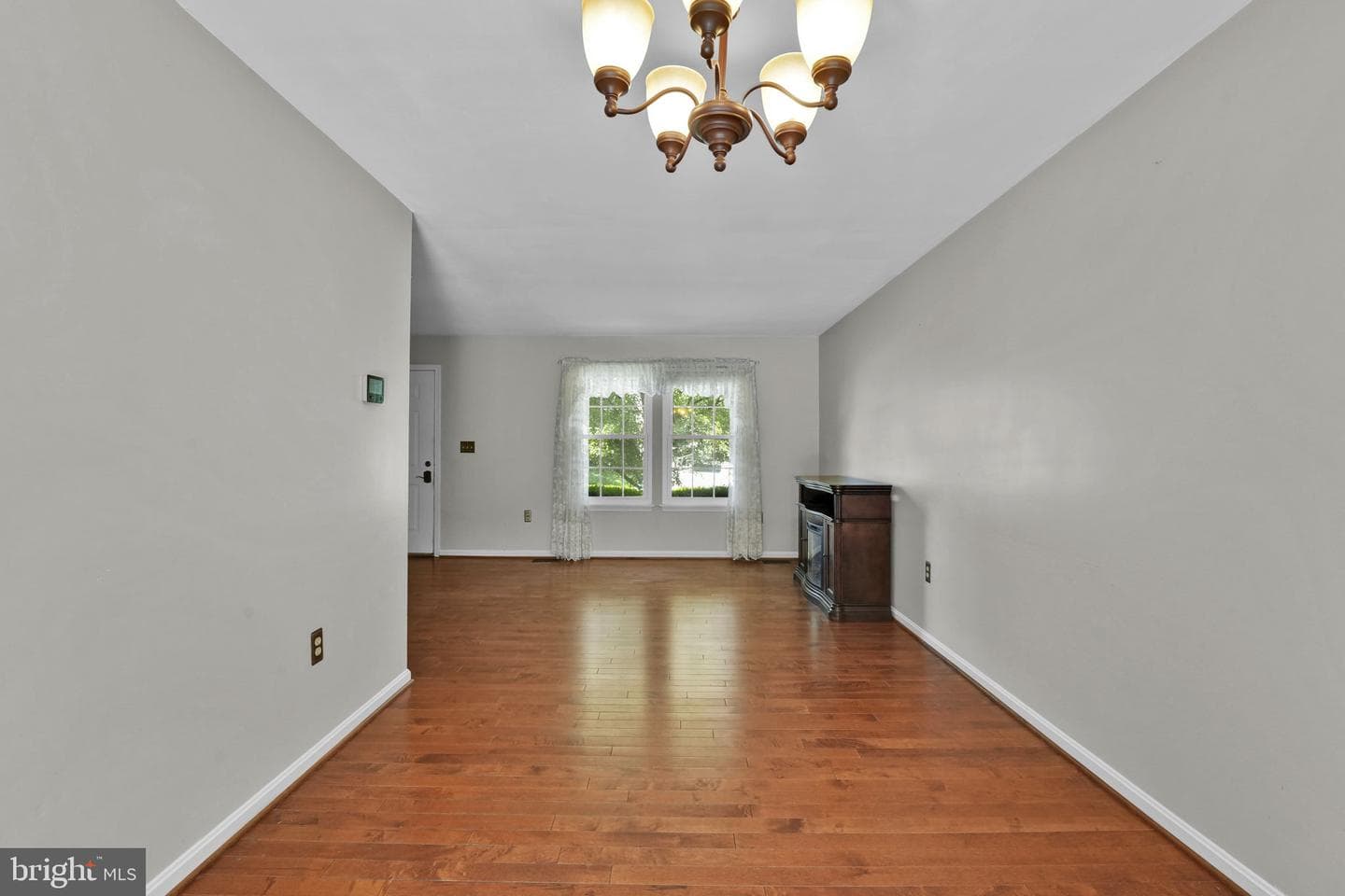 7094 Saddle Drive photo 8