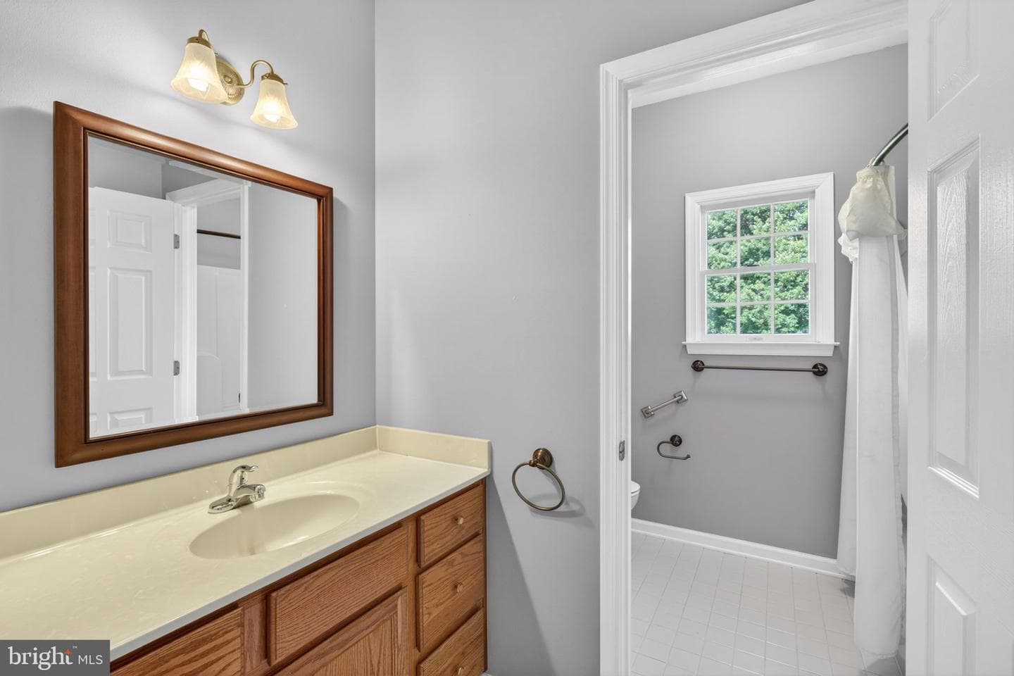 710 Waters Edge Court photo 38