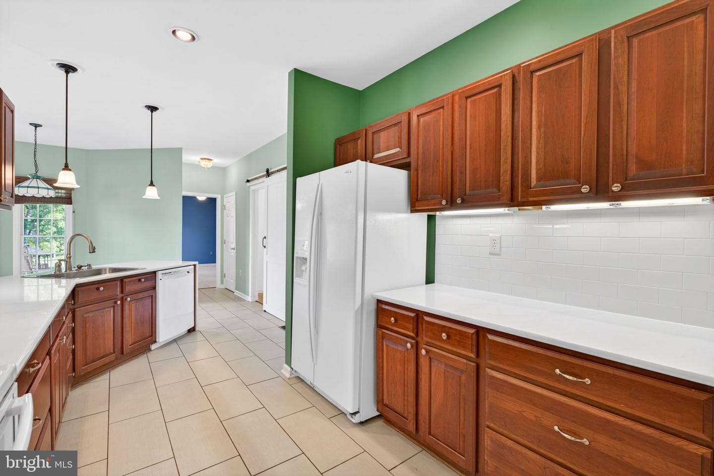 710 Waters Edge Court photo 59