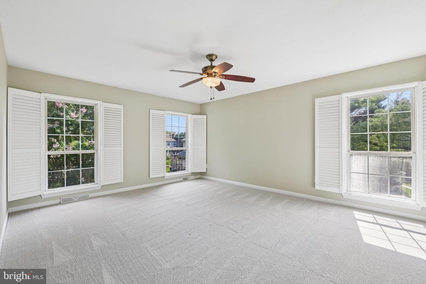 74 Marhill Court photo 20