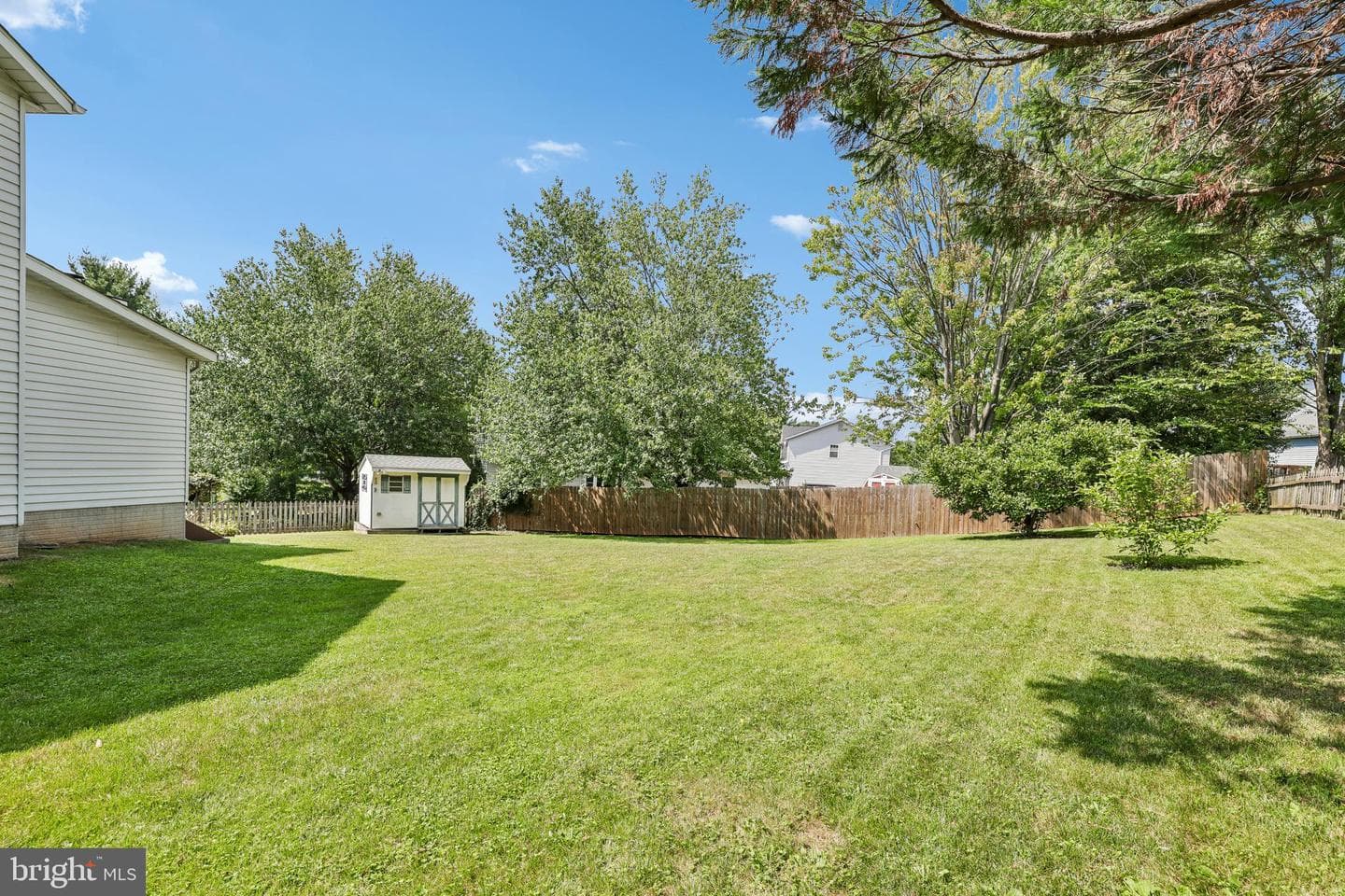 74 Marhill Court photo 36