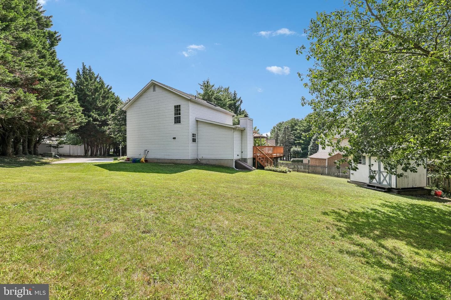 74 Marhill Court photo 37