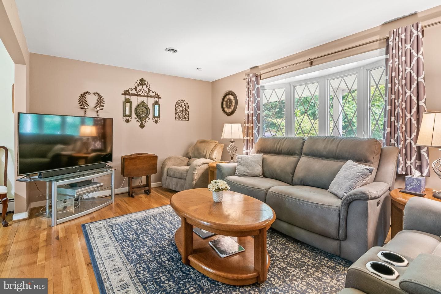 5412 Ridge Road photo 4